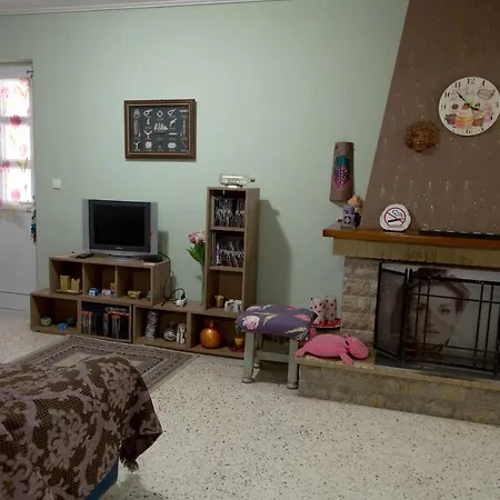 Cosy House 50m Of Beach Kalamia